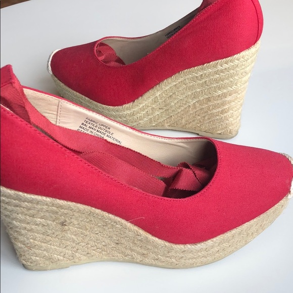 Mossimo | Red Canvas Platform Espadrilles | 8 - Picture 4 of 8